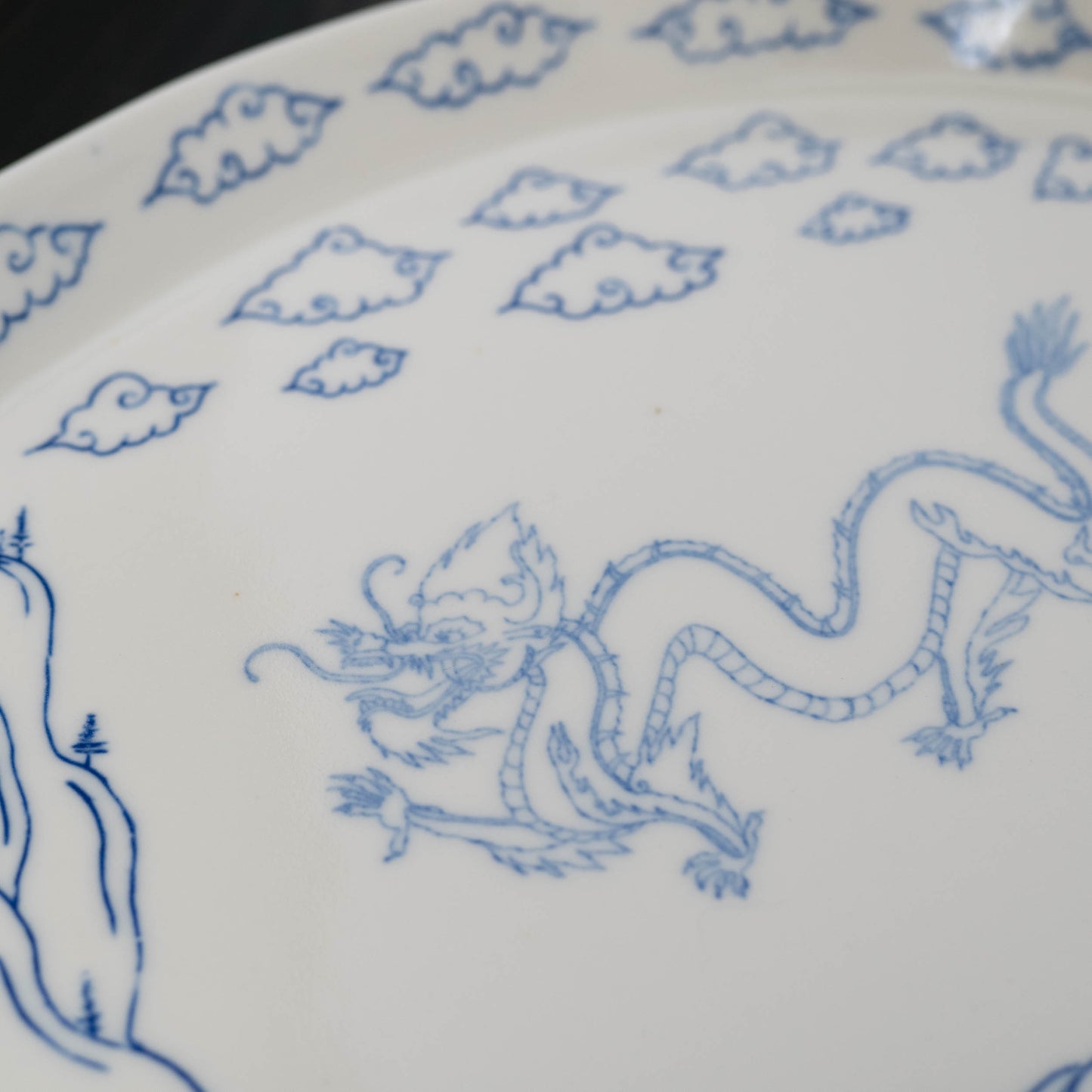 Dragon Mountain Motif 2 - Large Oval