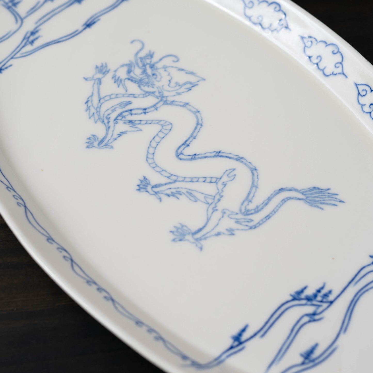 Dragon Mountain Motif - Narrow Oval