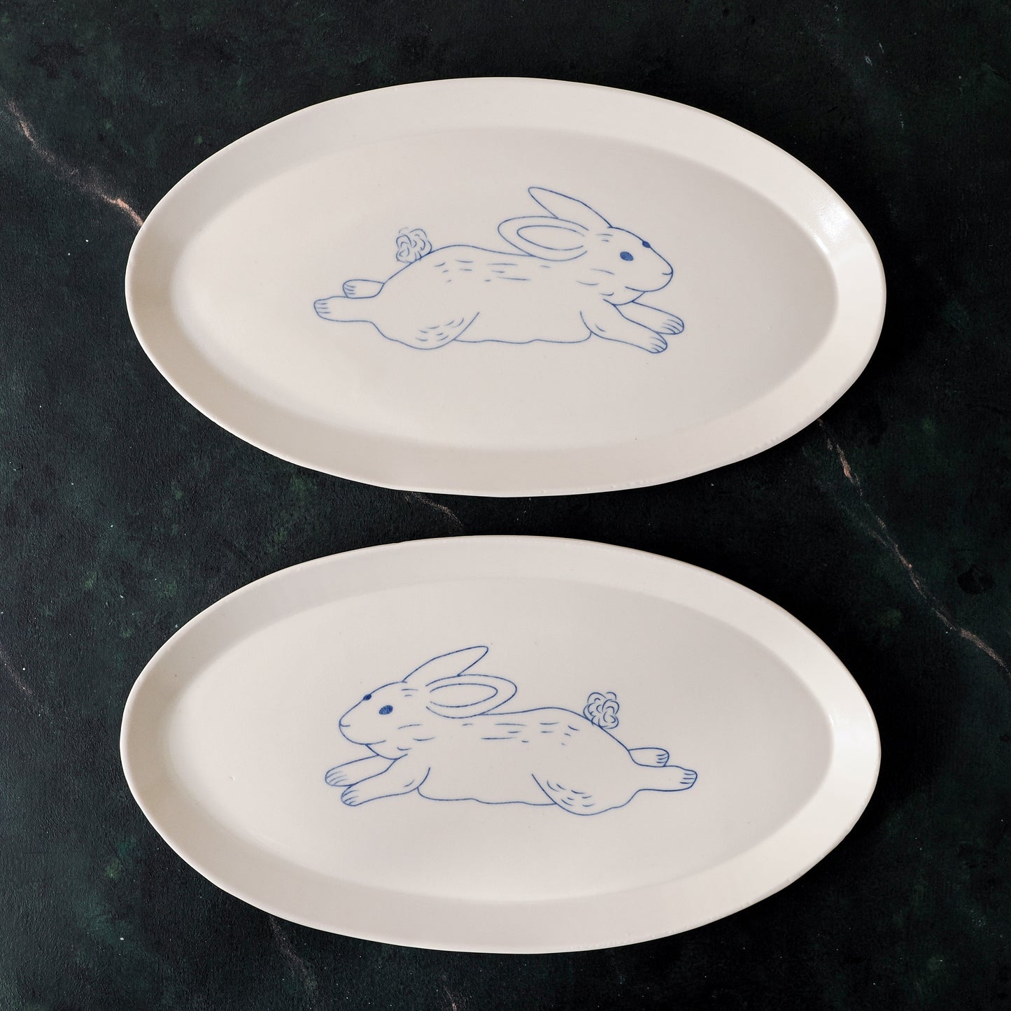 Running Rabbit - Narrow Oval