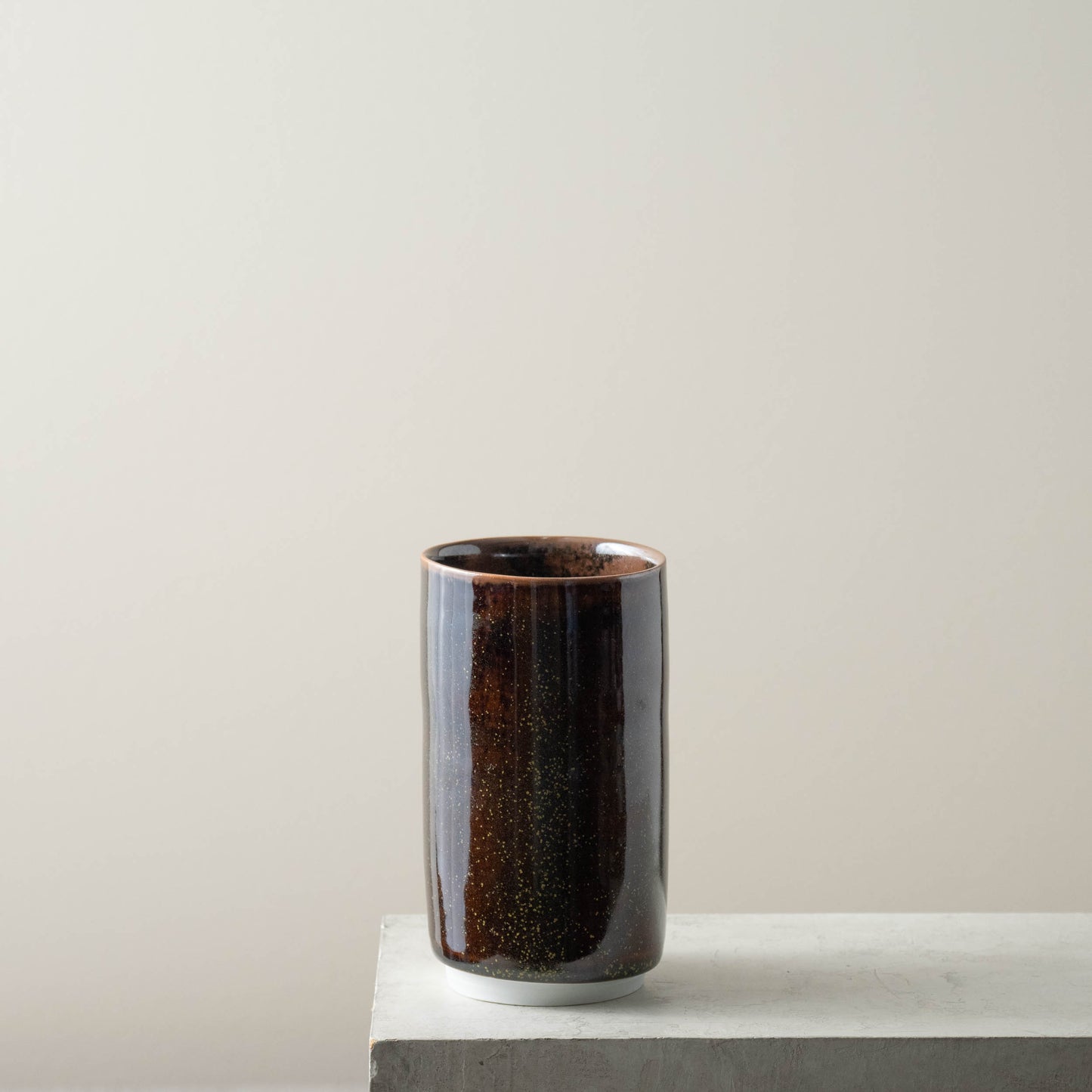 Tea Dust Vase 2