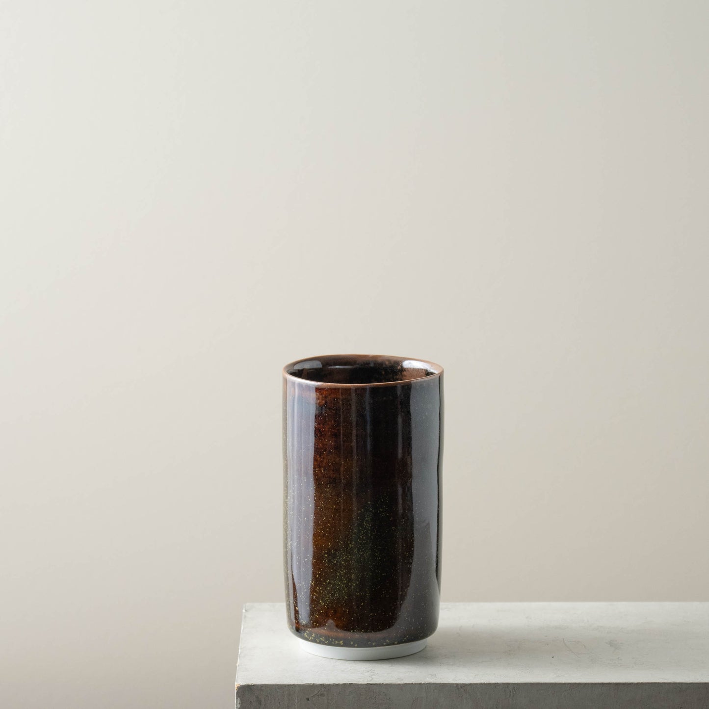 Tea Dust Vase 2