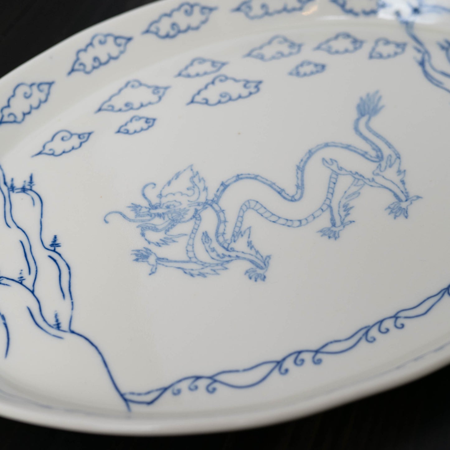 Dragon Mountain Motif 2 - Large Oval