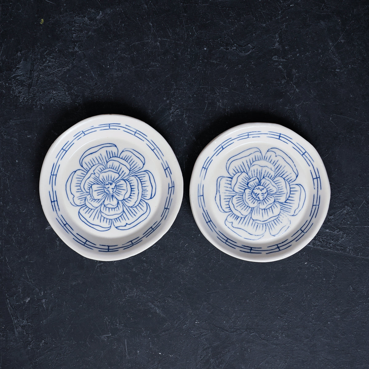 Peony Bloom Round Dish - 4"